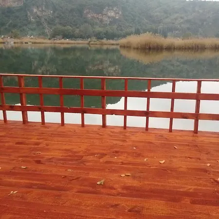 Отель Holiday Hotel Dalyan