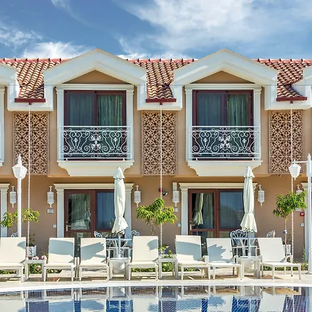 Holiday Hotel Dalyan 2*