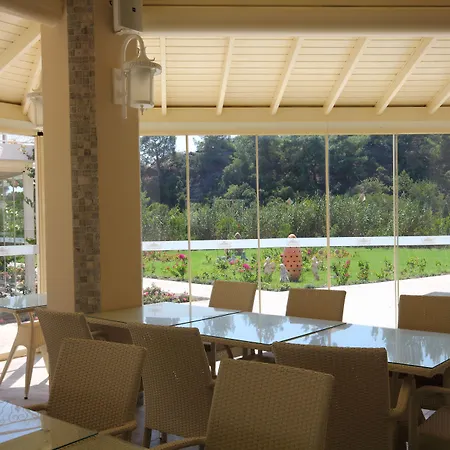 Отель Holiday Hotel Dalyan 2*