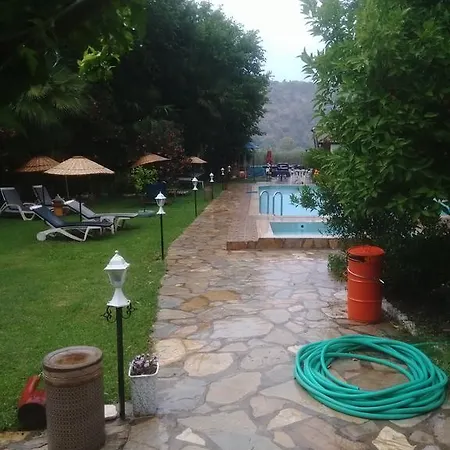 Отель Holiday Hotel Dalyan Дальян