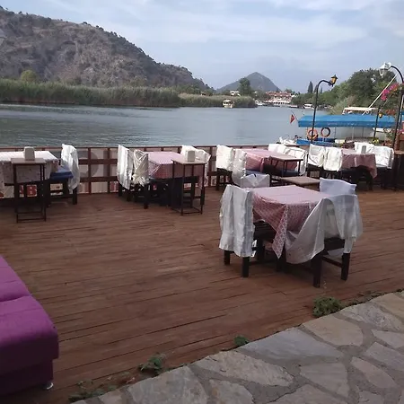 Отель Holiday Hotel Dalyan Дальян