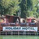 ホテル Holiday Hotel Dalyan