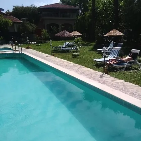 Holiday Hotel Dalyan 2*