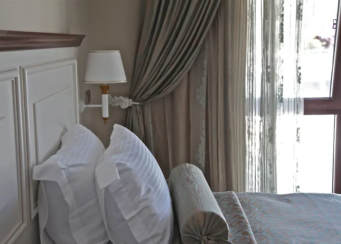 Отель Holiday Hotel Dalyan 2*