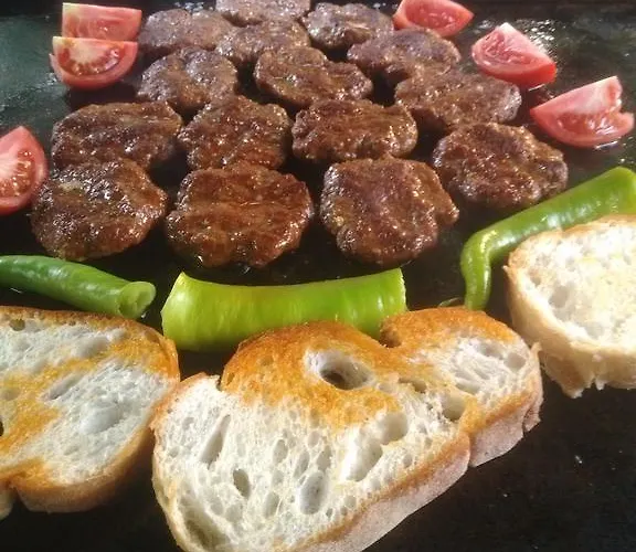 Holiday Hotel Dalyan Дальян