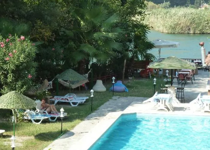 Holiday Hotel Dalyan Дальян